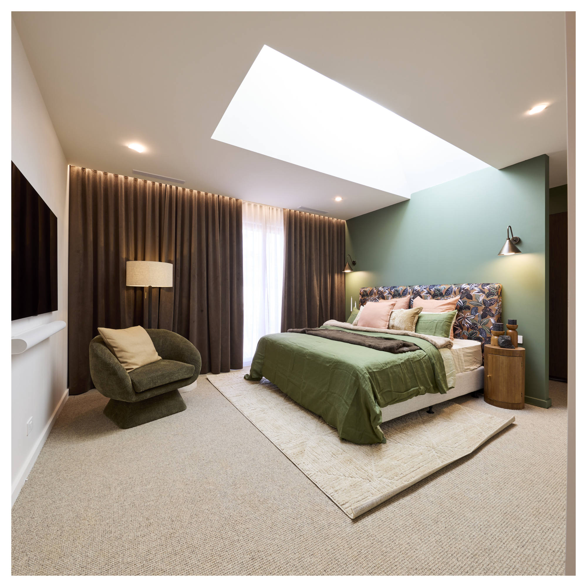 Grand Designs Lucca 73x88x81cm Swivel Chair, Green