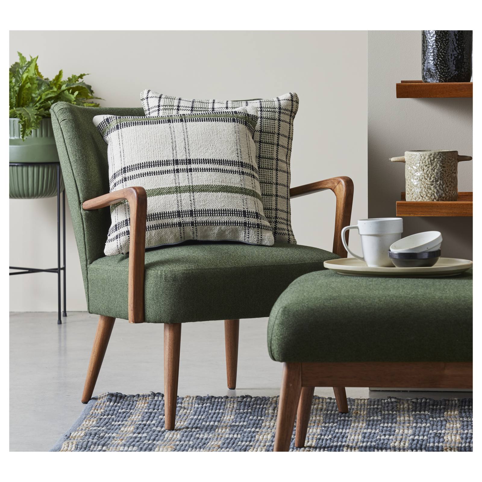 Darcy Armchair Walnut/Dark Green