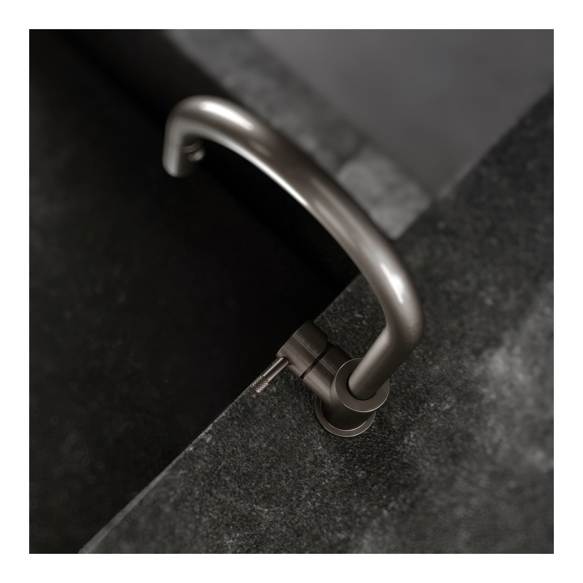 Yokato Kitchen Mixer w Knurled Lever and Pullout Spray, Brushed Nickel PVD