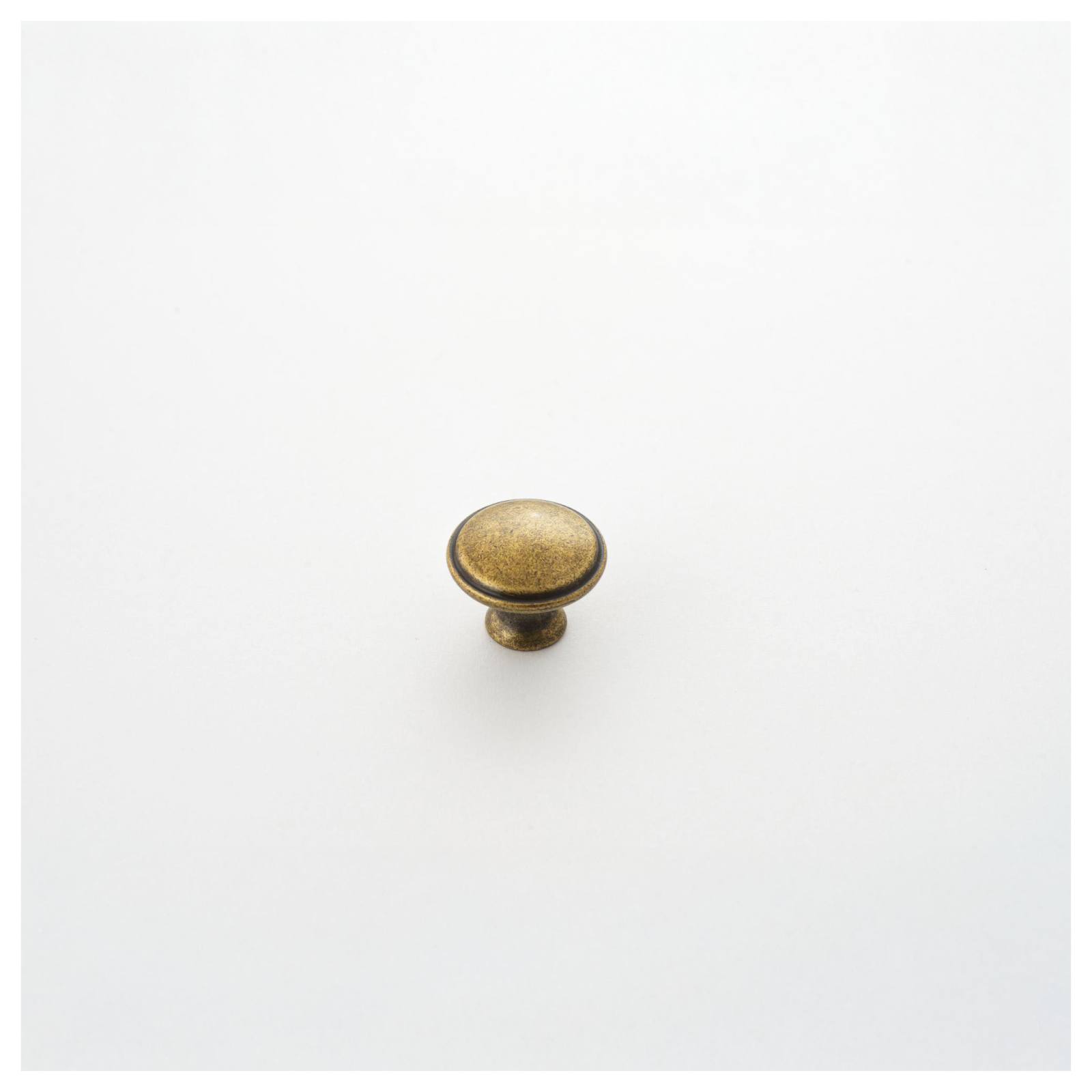 Century 30mm Round Knob, Antique Brass