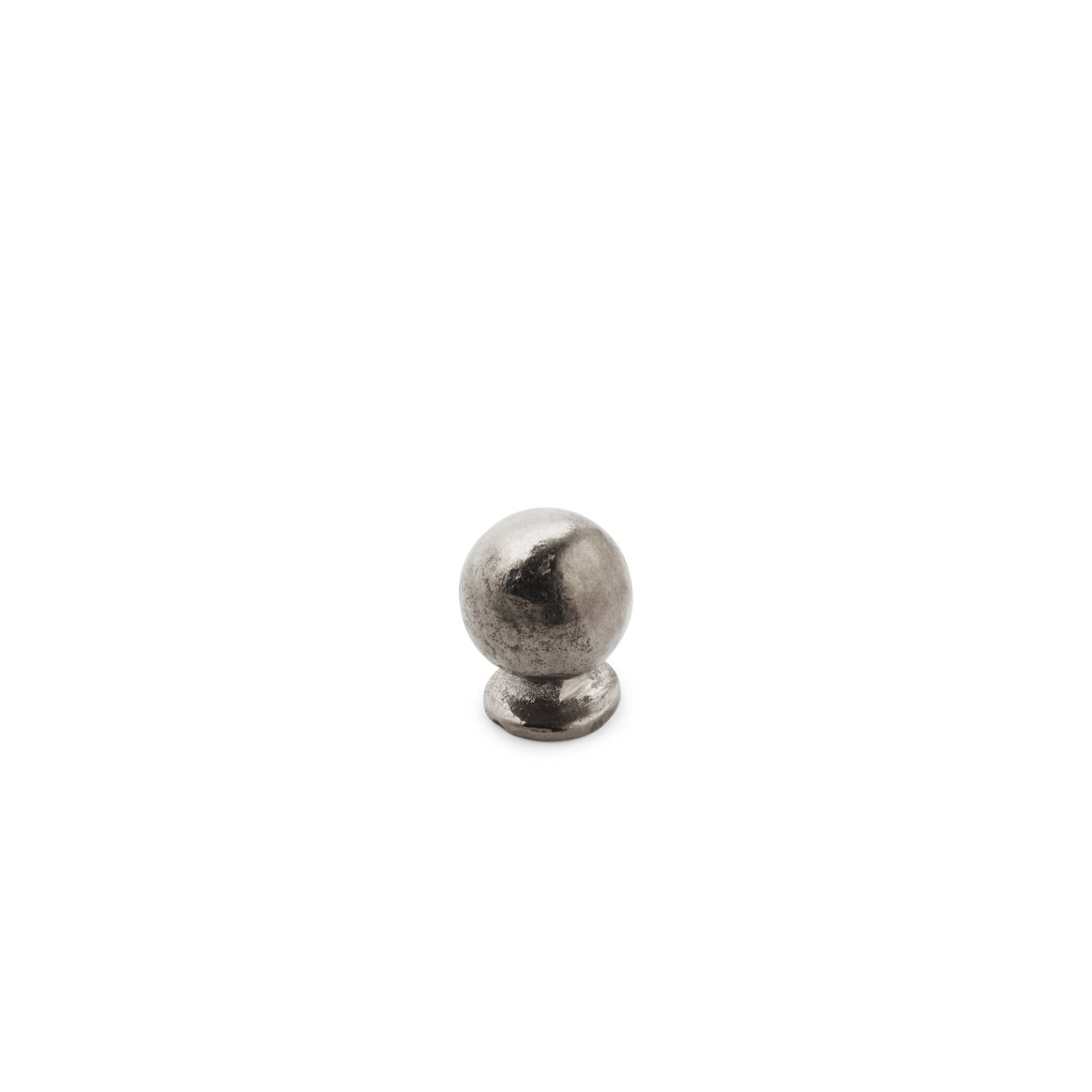Cast 30mm Ball Knob, Silver