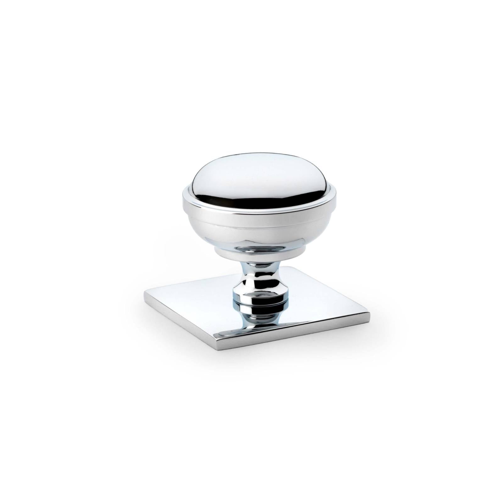 Hastings 34mm Knob on Backplate, Polished Chrome