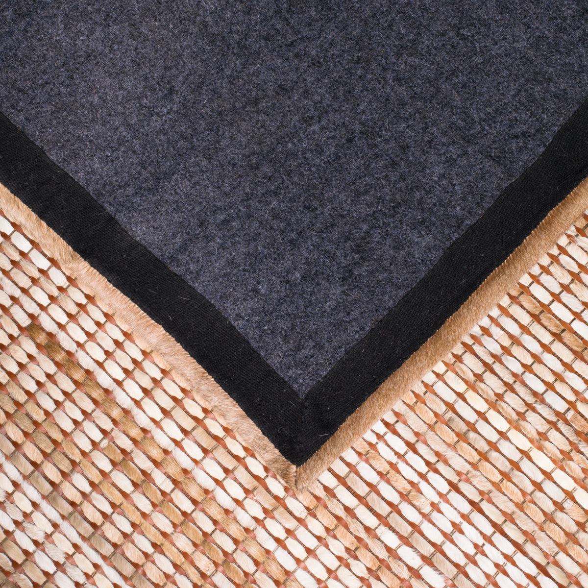 Hide 160x230cm Leather Rug, Natural