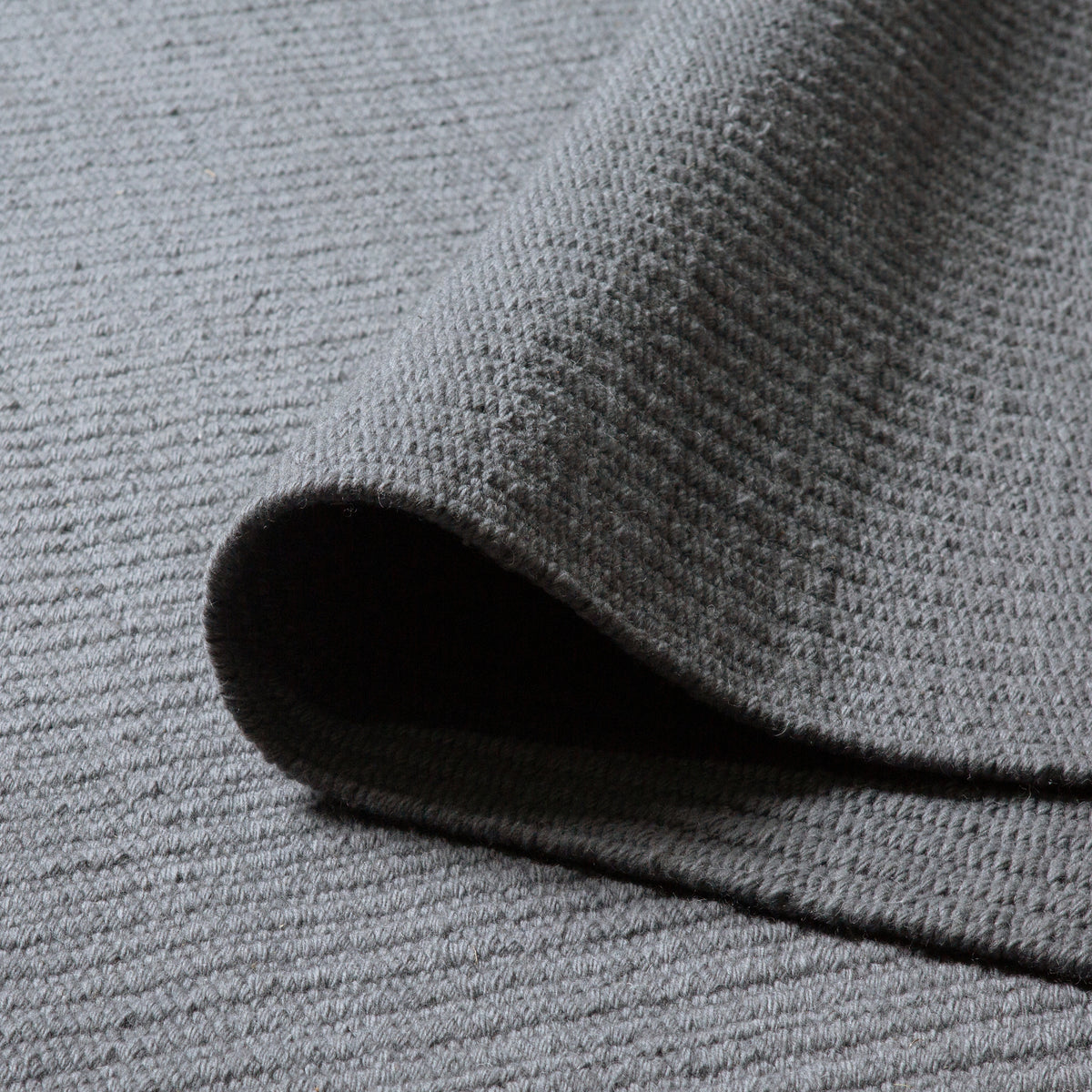 Pebble 305x430cm Flatweave Rug, Anthracite