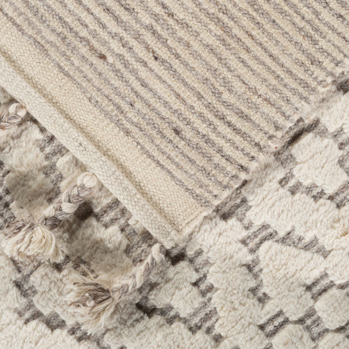 Sahara Trellis 250x300cm Wool Rug, Ivory/Taupe