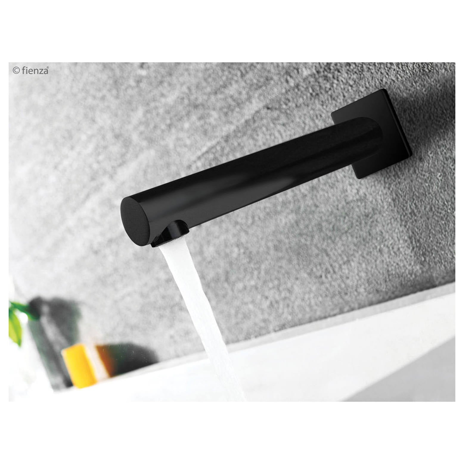 Hustle Fixed Bath Outlet, Matte Black
