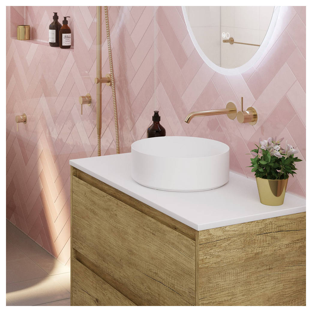 Kaya Up Wall Mixer Set, Rnd Plates, 200mm Outlet, Urban Brass