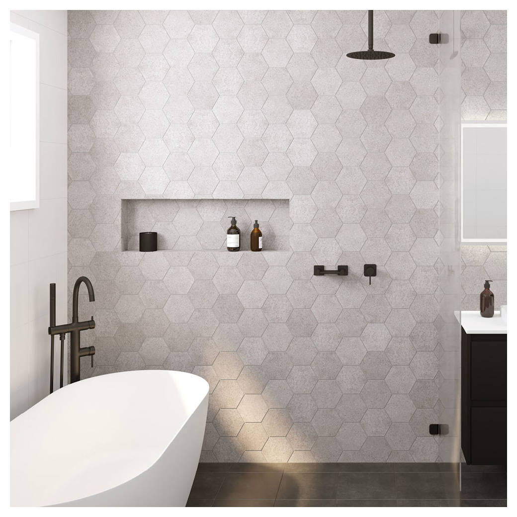 Sansa Wall Mixer, Square Plate, Matte Black