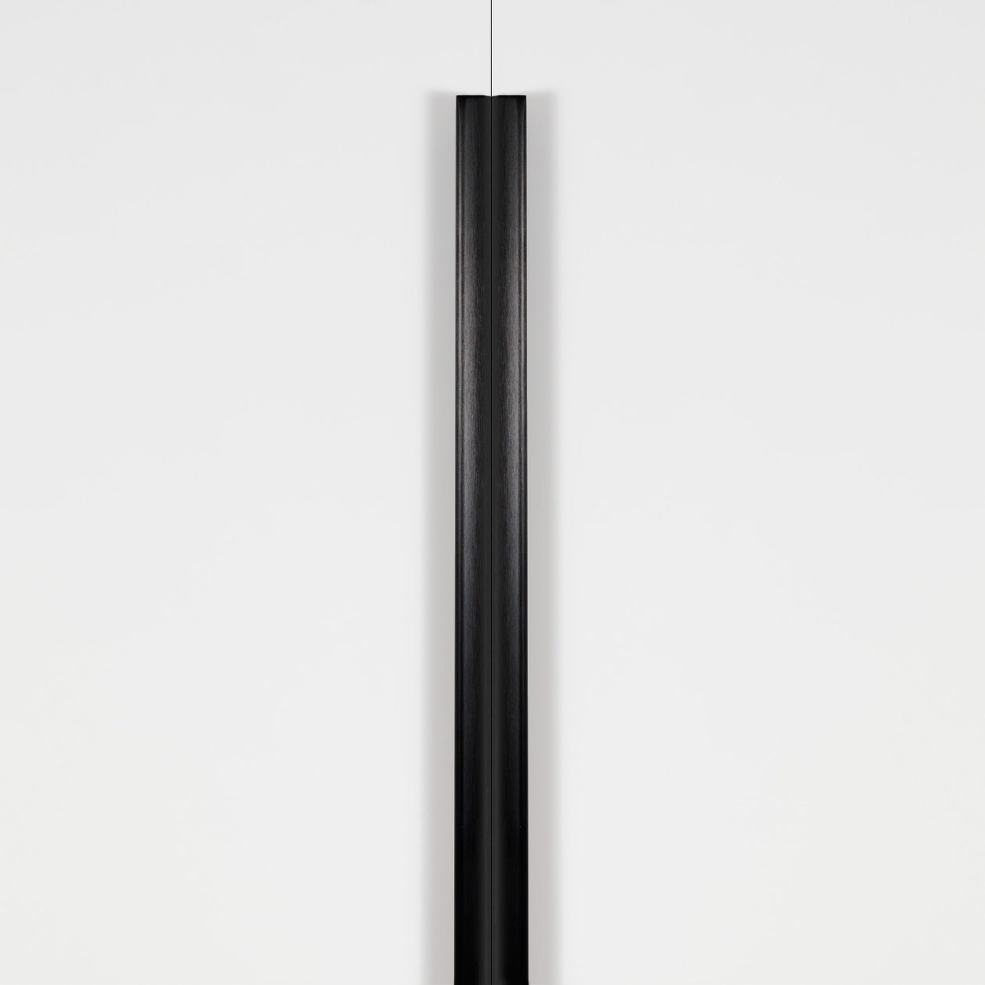 Ona Lip Pull Handle 1056mm Brushed Black