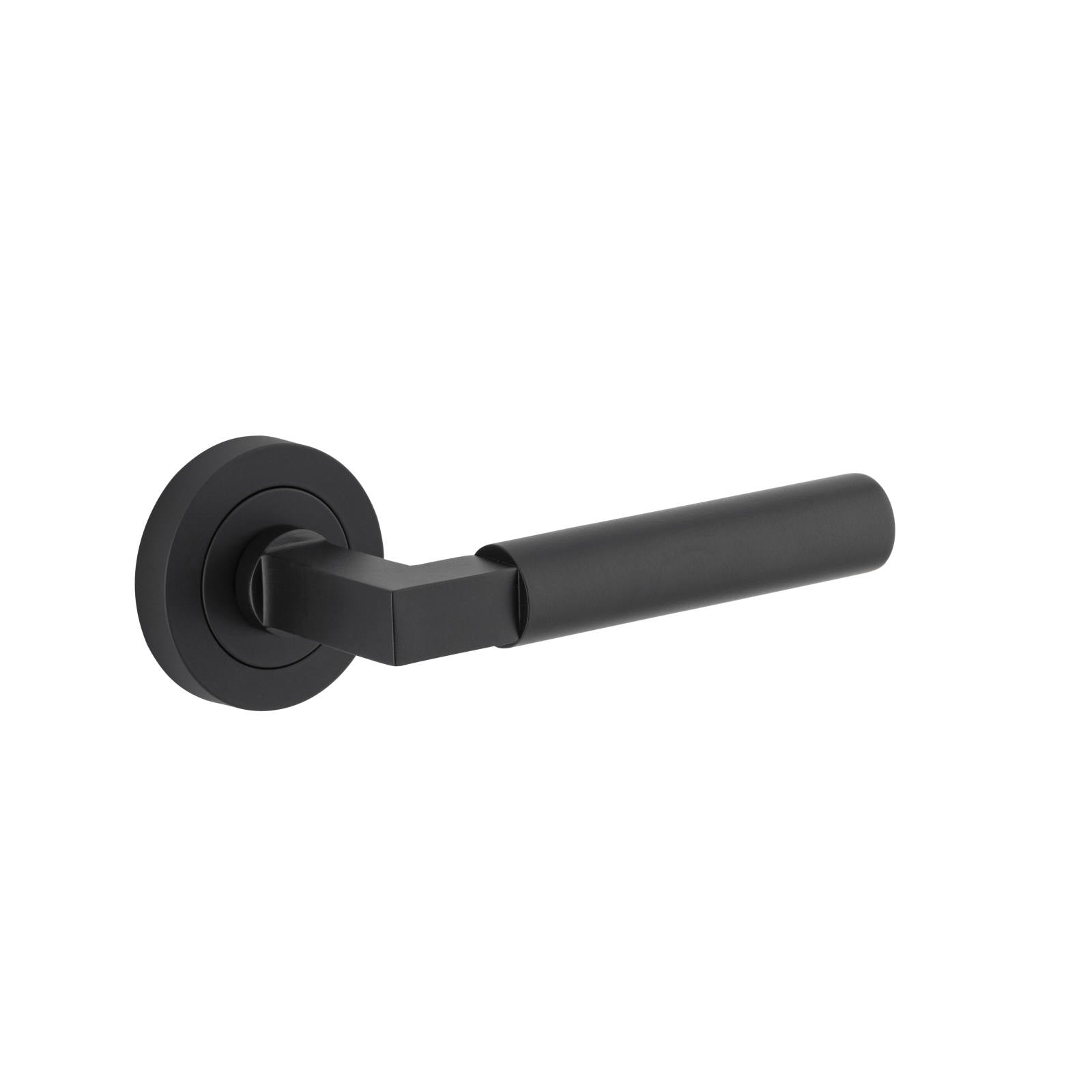 Berlin Lever Matt Black Round Rose
