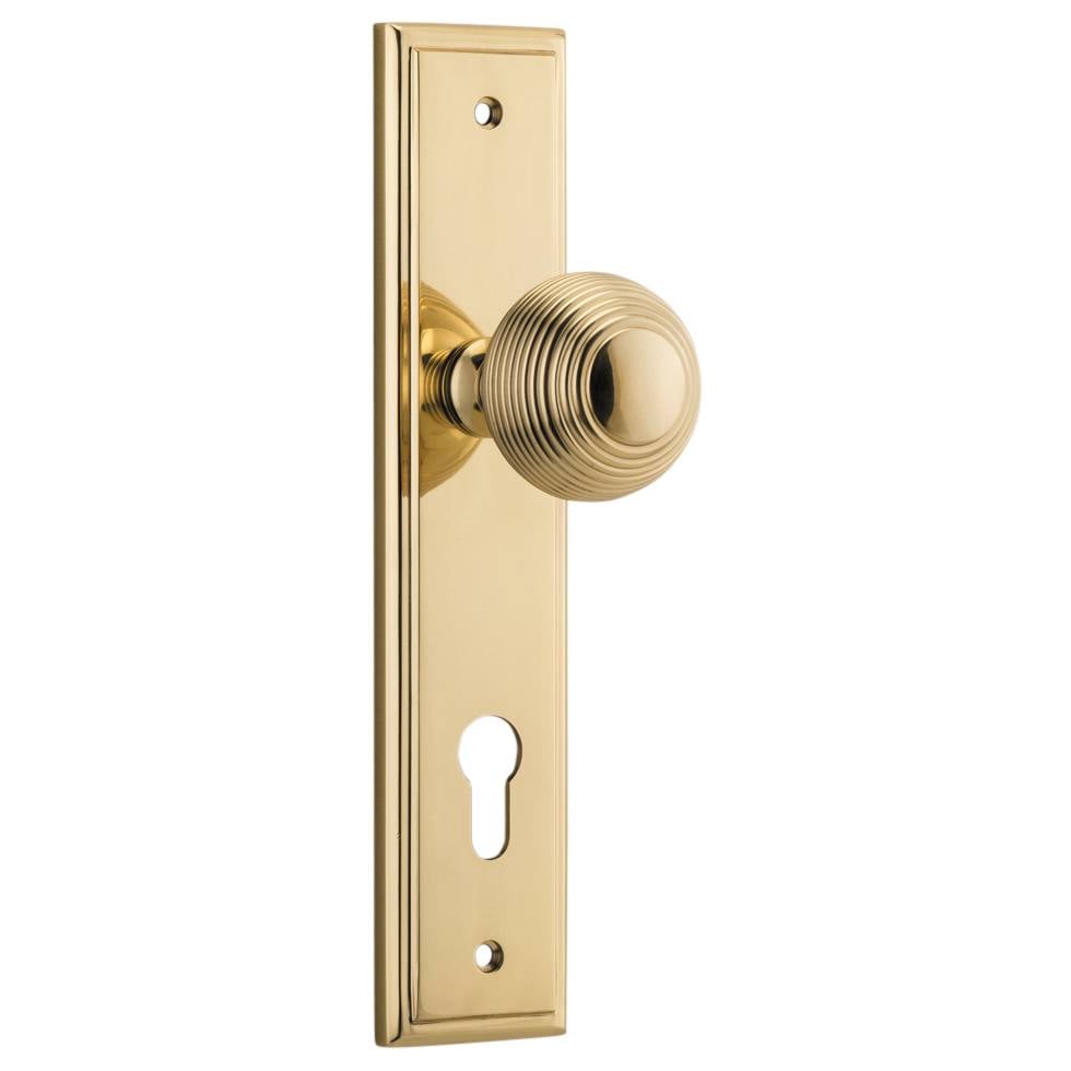 Guildford Knob Stepped Backplate Polished Brass