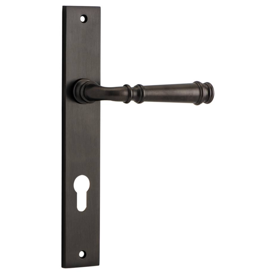 Verona Lever Rectangular Backplate Signature Brass