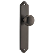 Cambridge Knob Shouldered Backplate Signature Brass