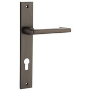 Baltimore Return Lever Rectangular Backplate Signature Brass