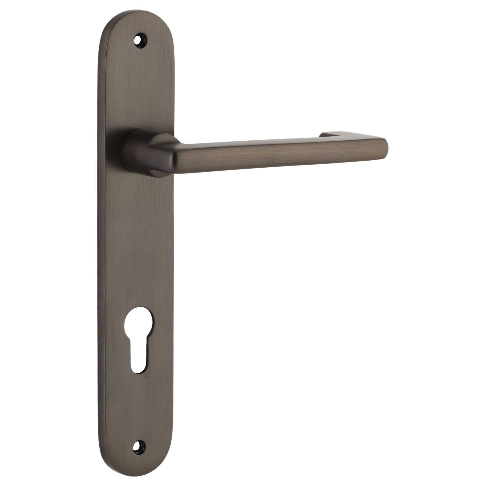 Baltimore Return Lever Oval Backplate Signature Brass