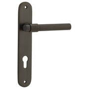 Helsinki Lever Oval Backplate Signature Brass