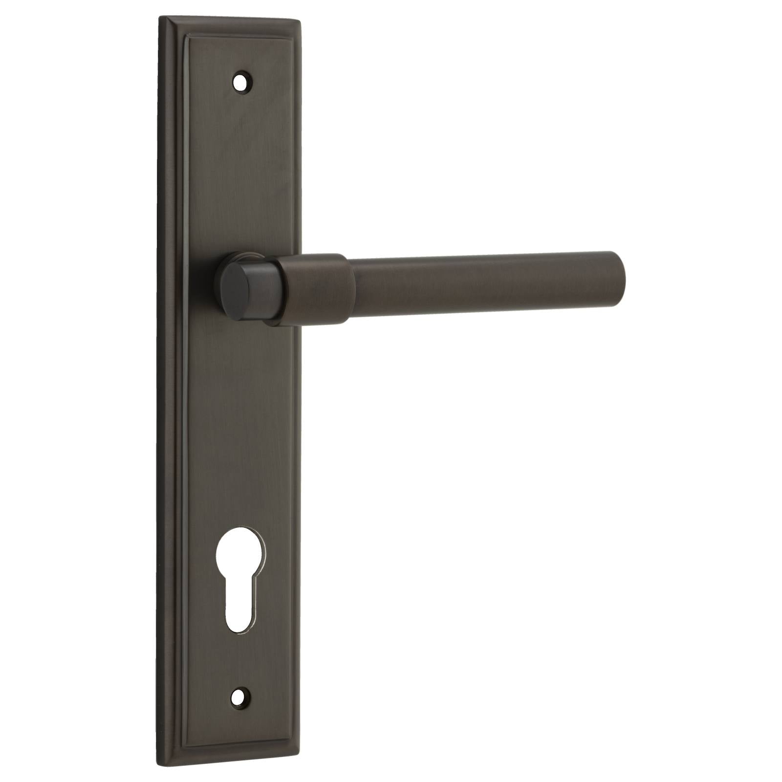 Helsinki Lever Stepped Backplate Signature Brass