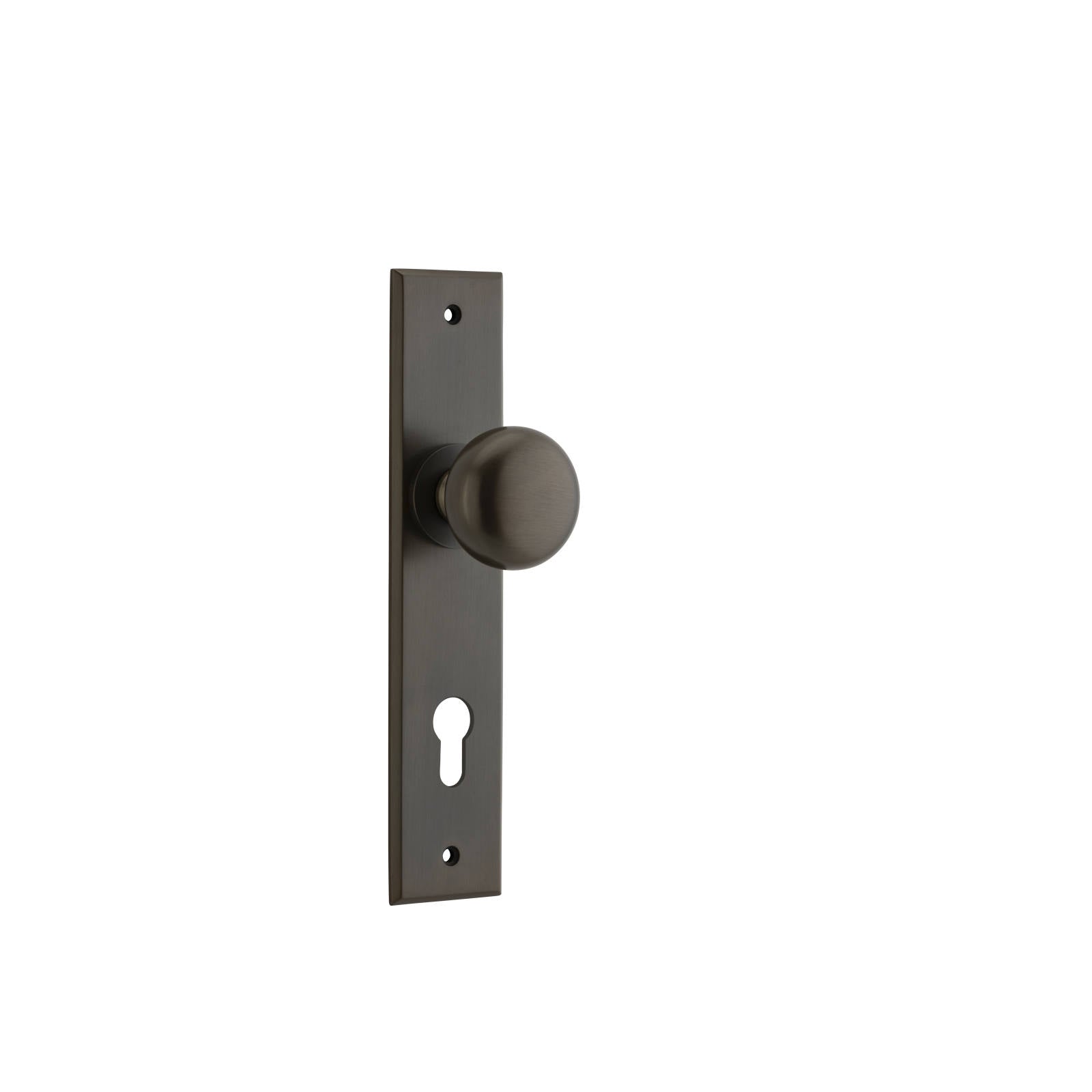 Cambridge Knob Signature Brass Chamfered Backplate