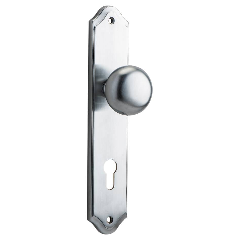 Cambridge Knob Shouldered Backplate Brushed Chrome
