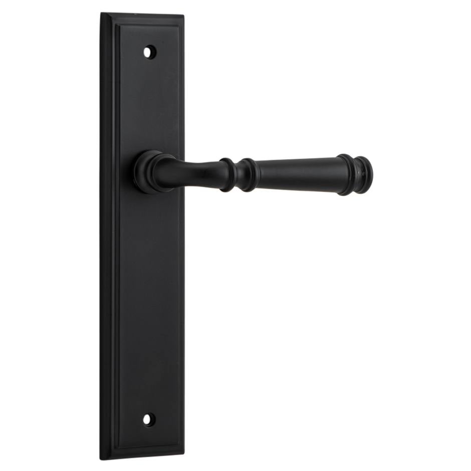 Verona Lever Stepped Backplate Matt Black