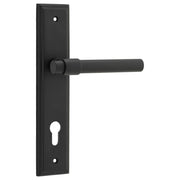 Helsinki Lever Stepped Backplate Matt Black