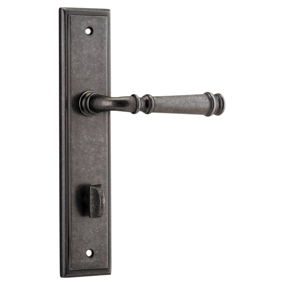Verona Lever Stepped Backplate Distressed Nickel