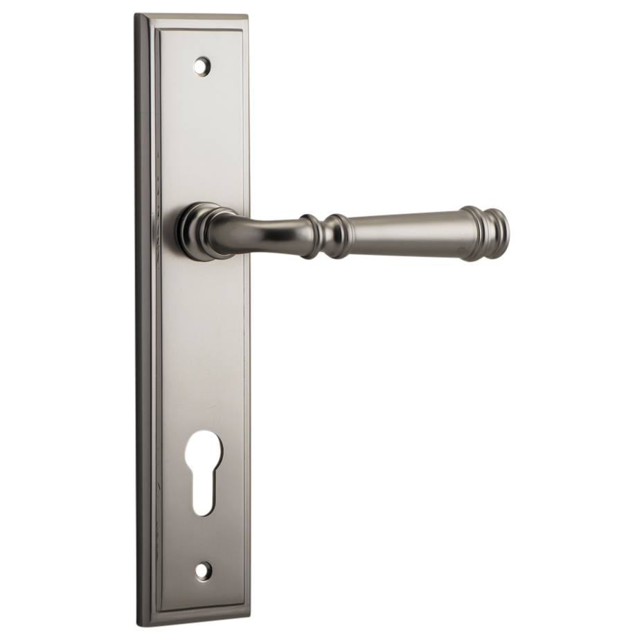 Verona Lever Stepped Backplate Satin Nickel