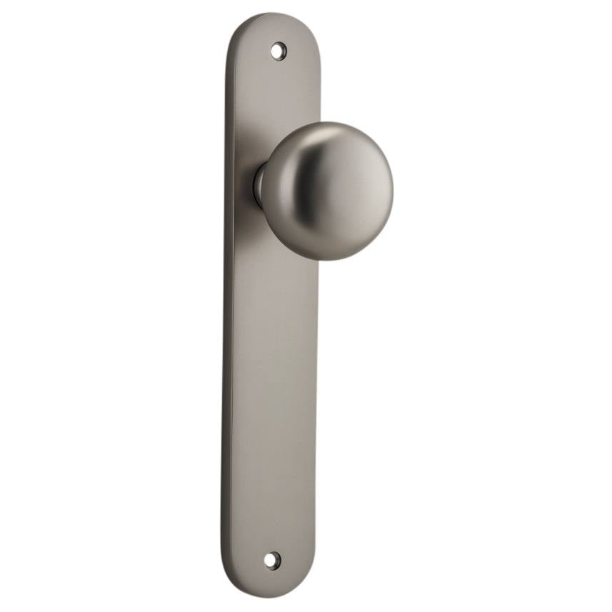 Cambridge Knob Oval Backplate Satin Nickel