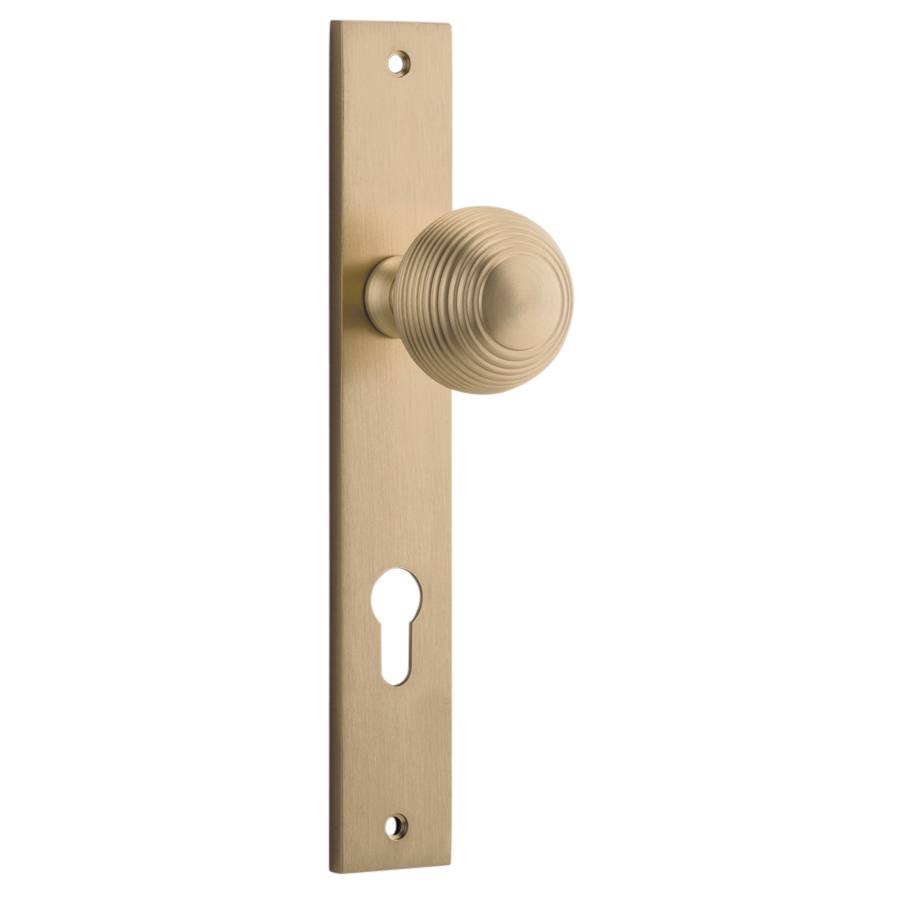 Guildford Knob Rectangular Backplate Brushed Brass