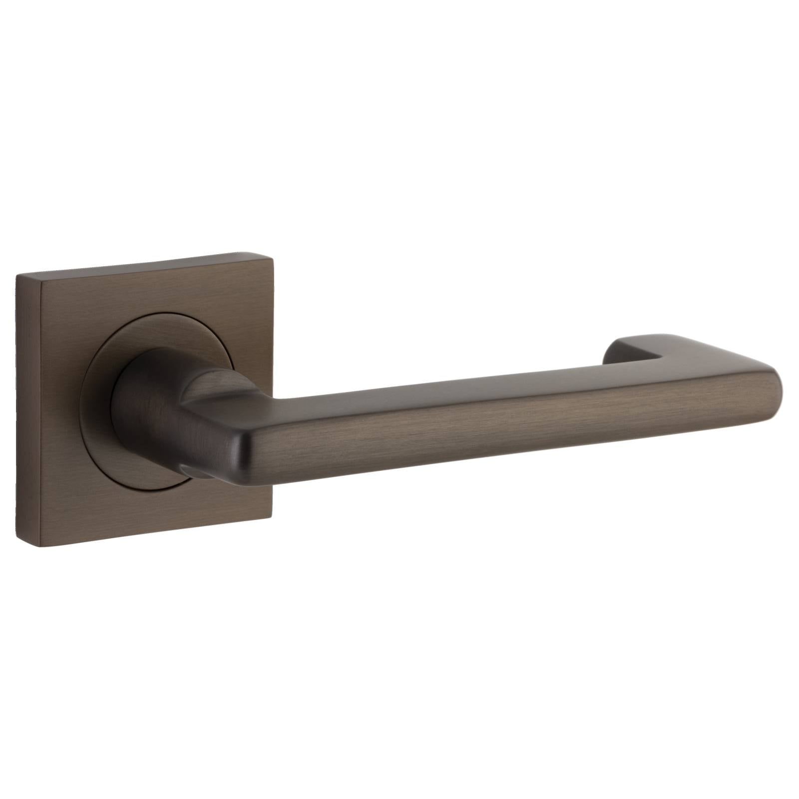 Baltimore Return Lever Square Rose Signature Brass