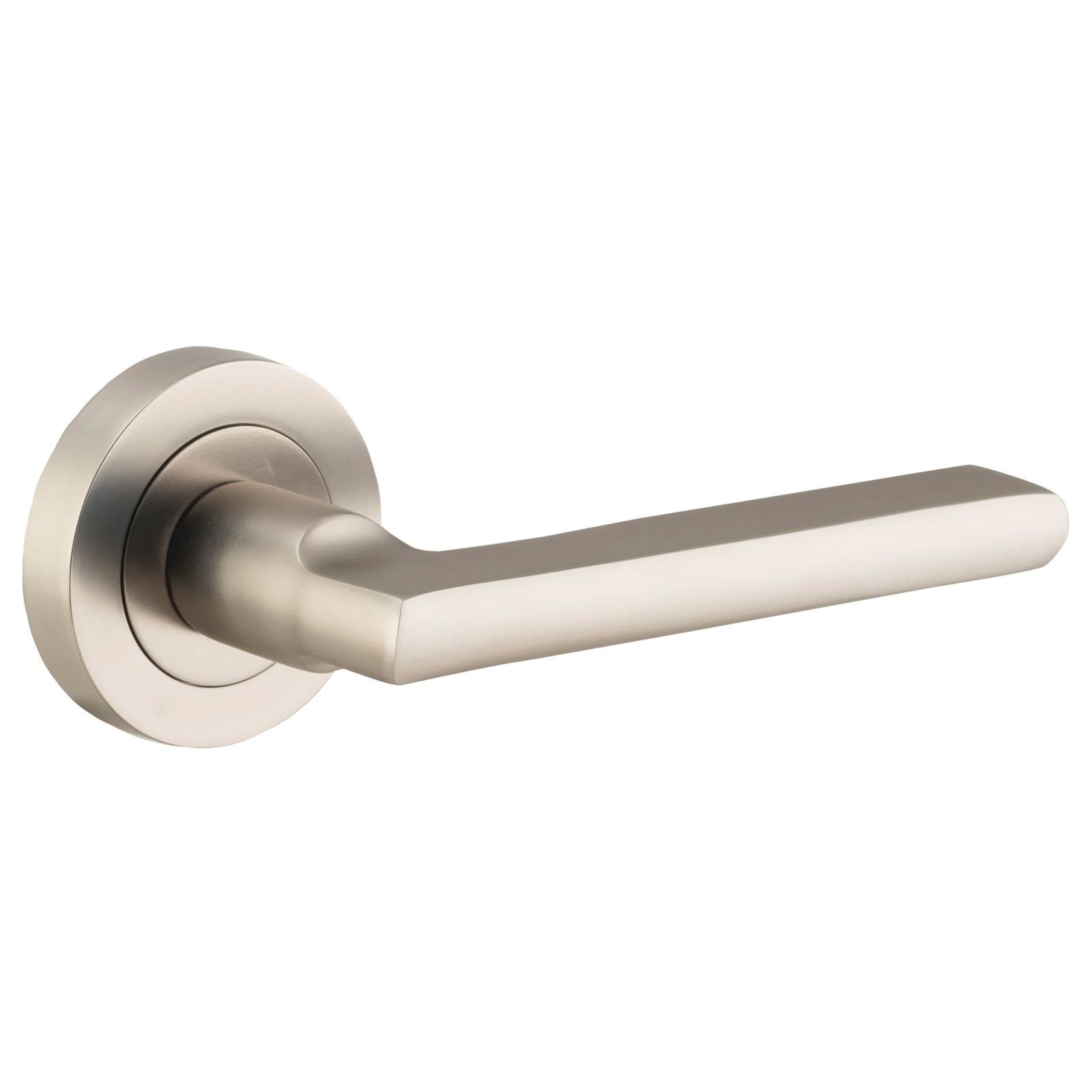 Baltimore Lever on Round Rose, Satin Nickel