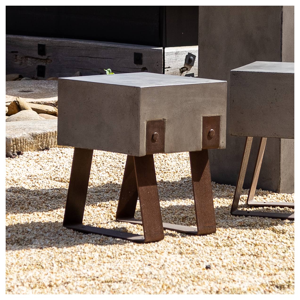 Vader Concrete Stool Dark Grey (w/ Rust Legs)