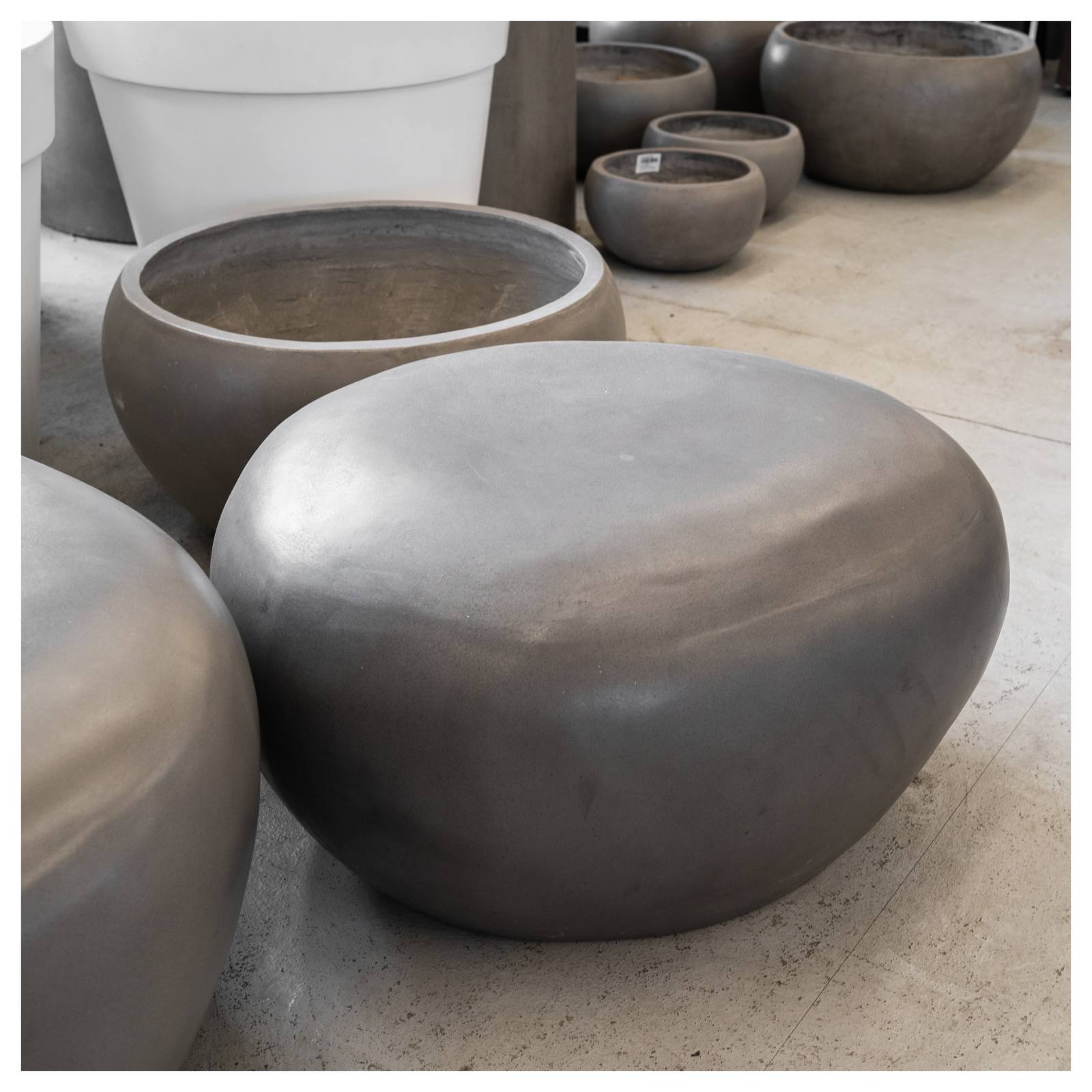 Boulder Small Length 76cm Concrete Grey