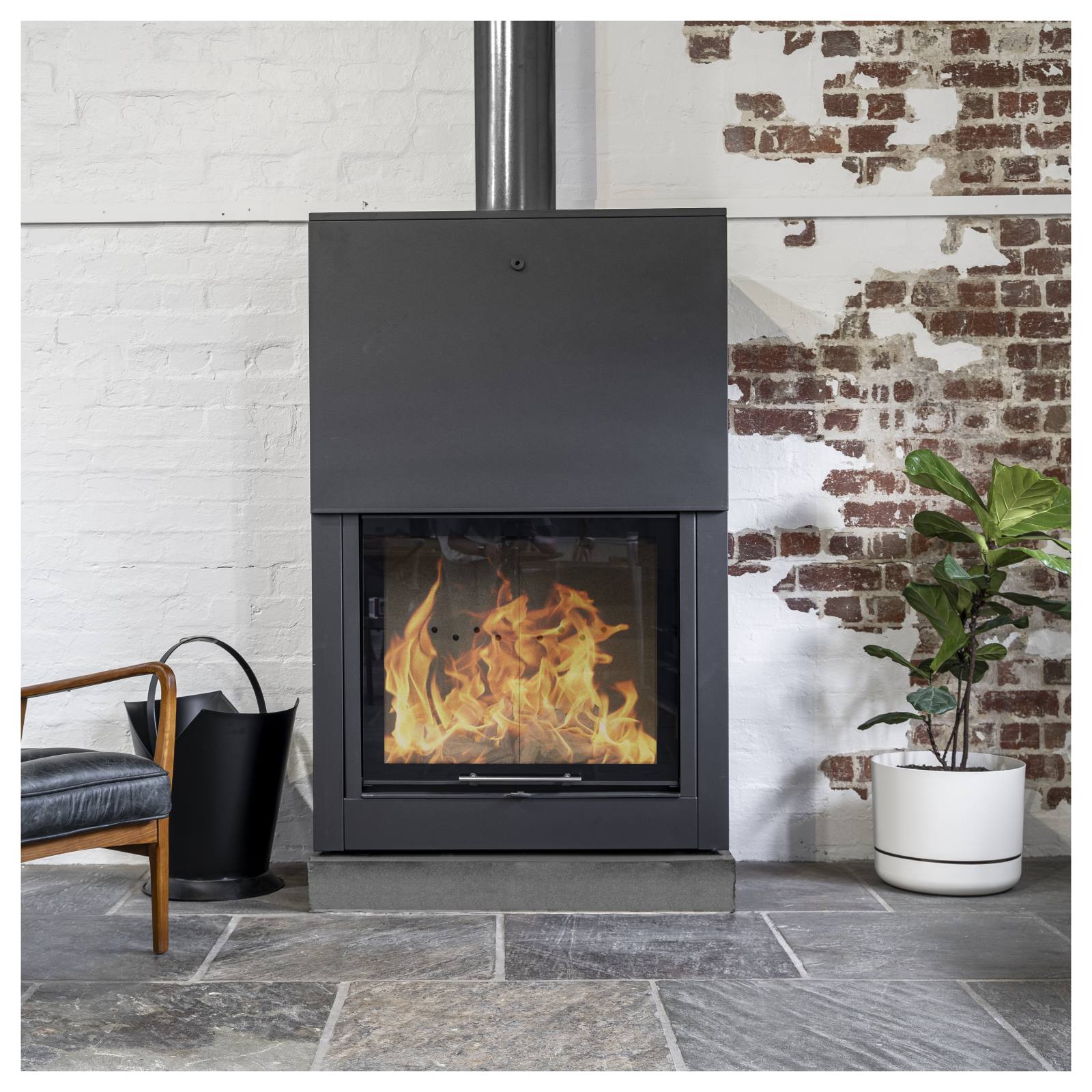 Domina High Lift Up Door 99x55x153cm Heater, Black