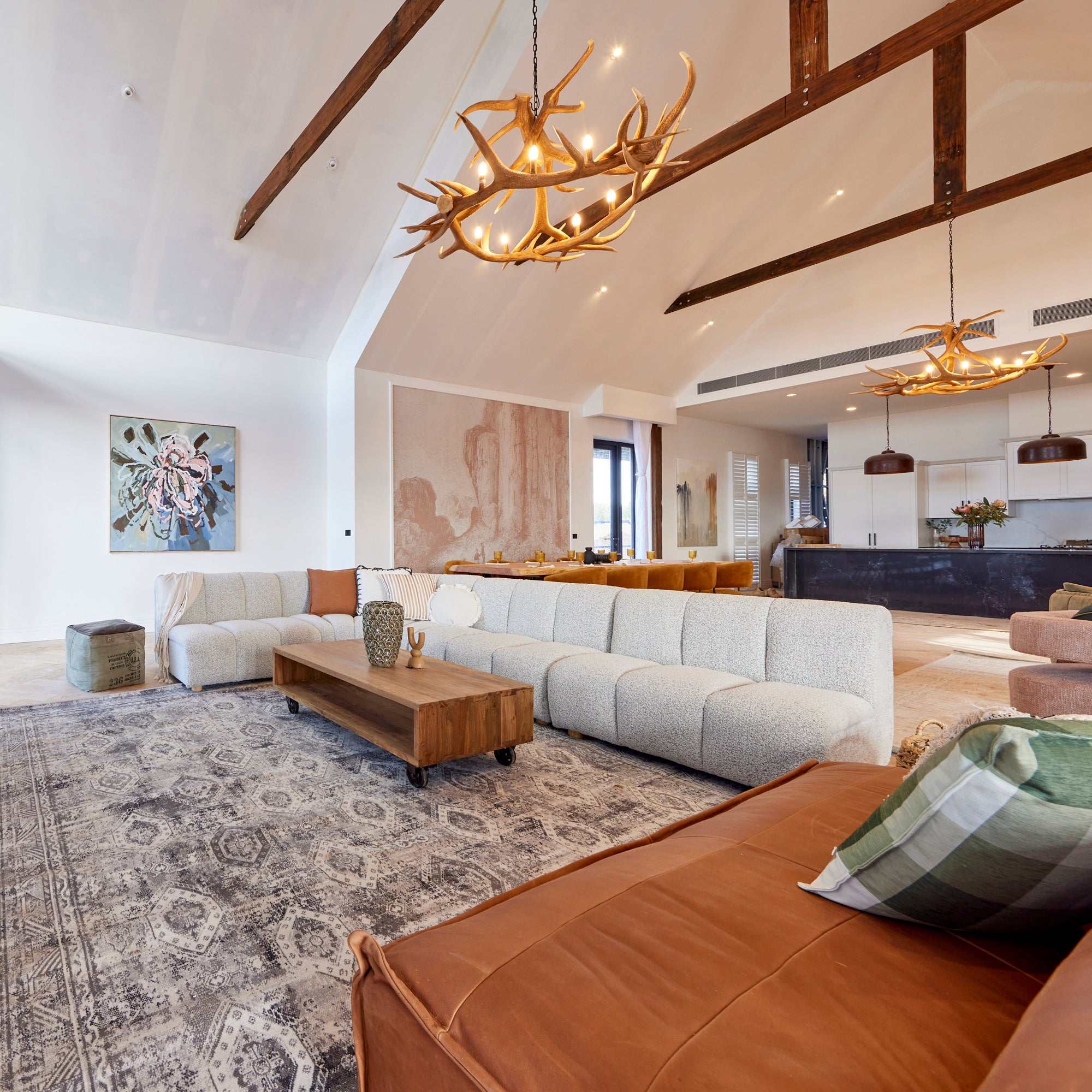 Tatlow 9 Light Resin Antler Chandelier, Natural