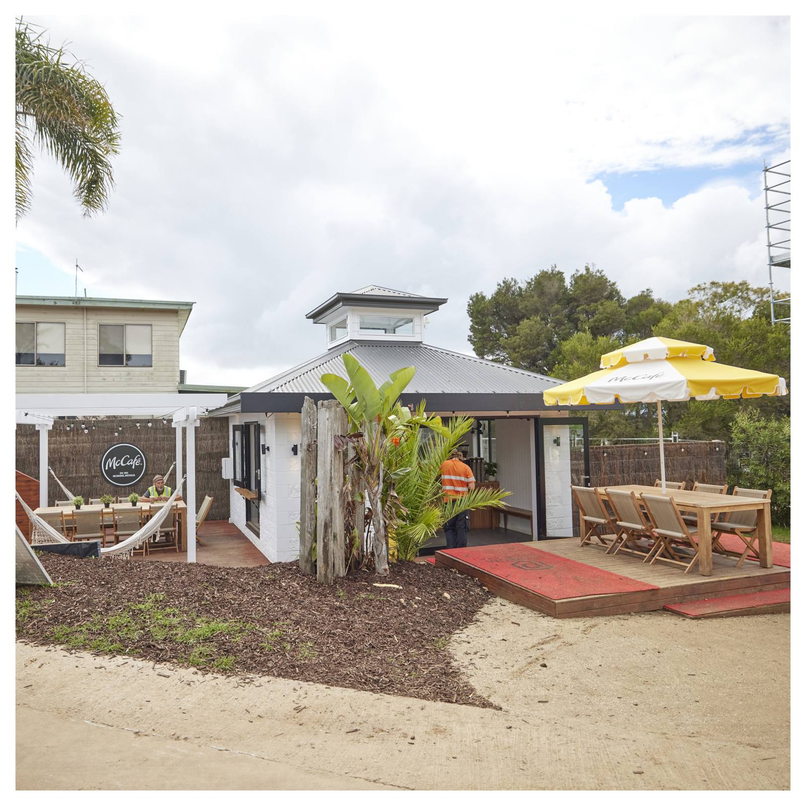 Kala Folding Teak Chair with Beige Rope