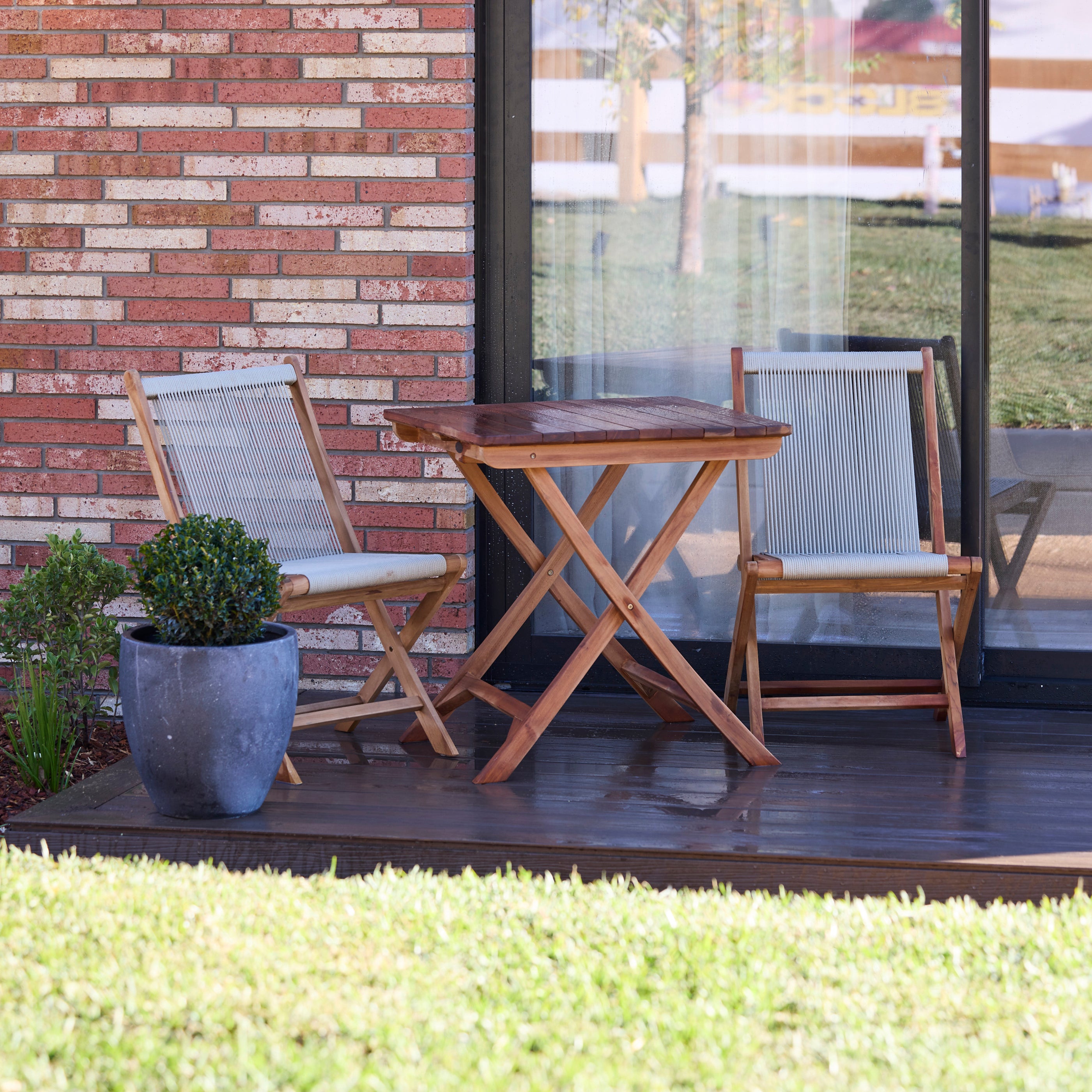 Kala Folding Teak Chair with Beige Rope