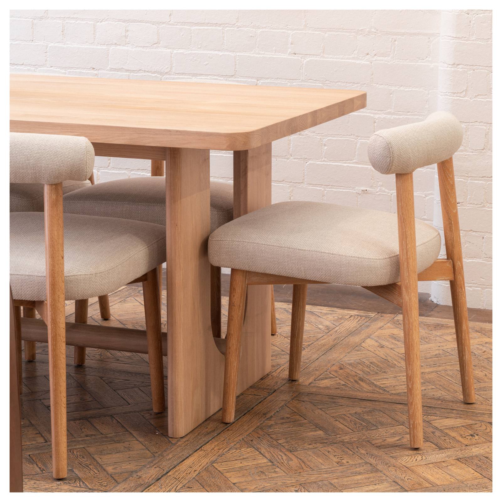 Shenali 210cm Oak Dining Table, Natural