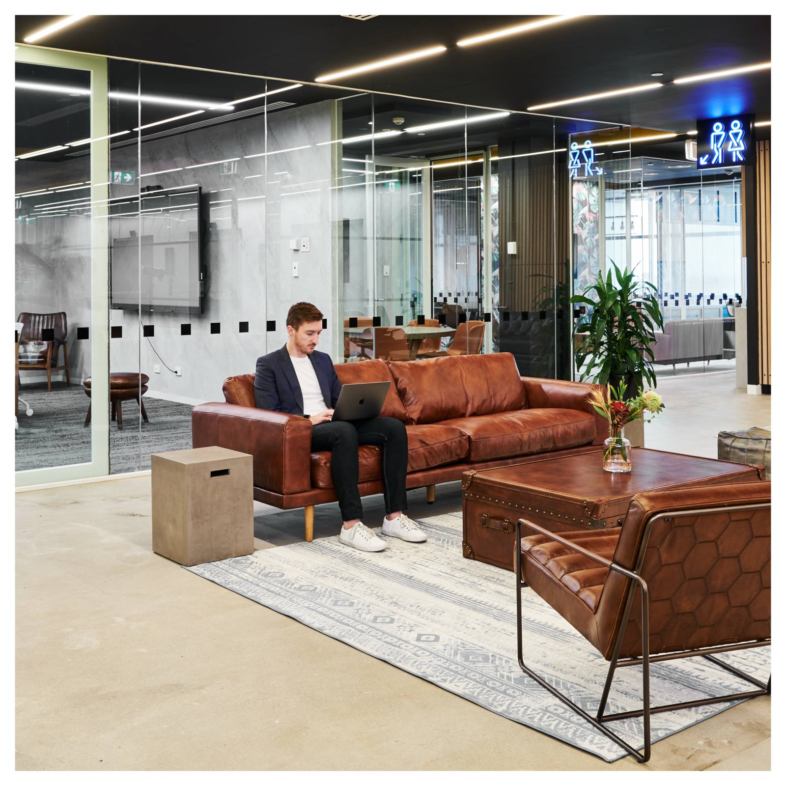 Nordic 3 Seater Leather Sofa, Sienna Brown