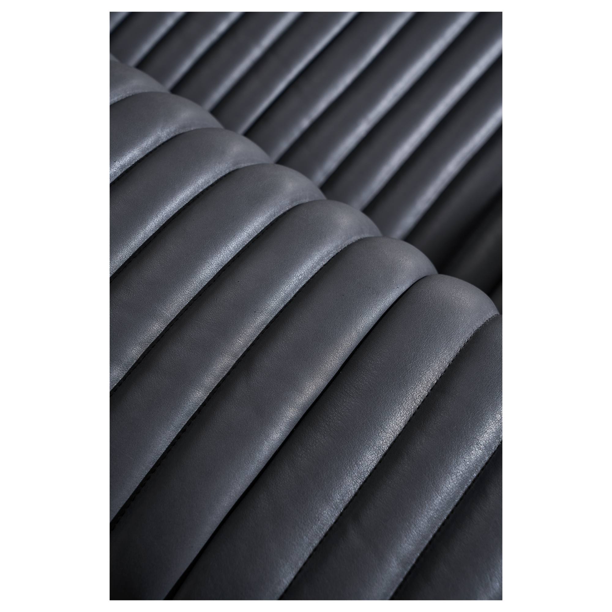 Harmon Sofa 3S Leather Timber Feet, Santosa Black