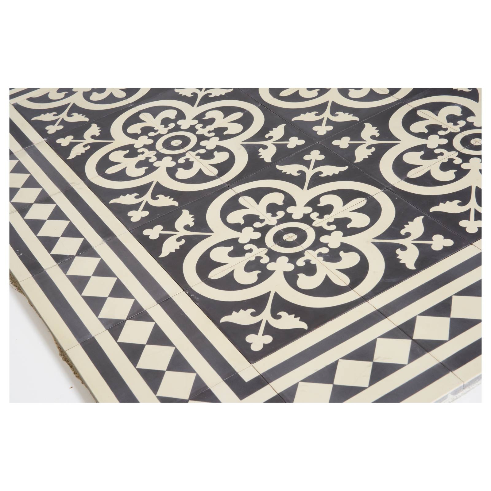 Dreux 20x20 Encaustic Border Tile, Beige & Black