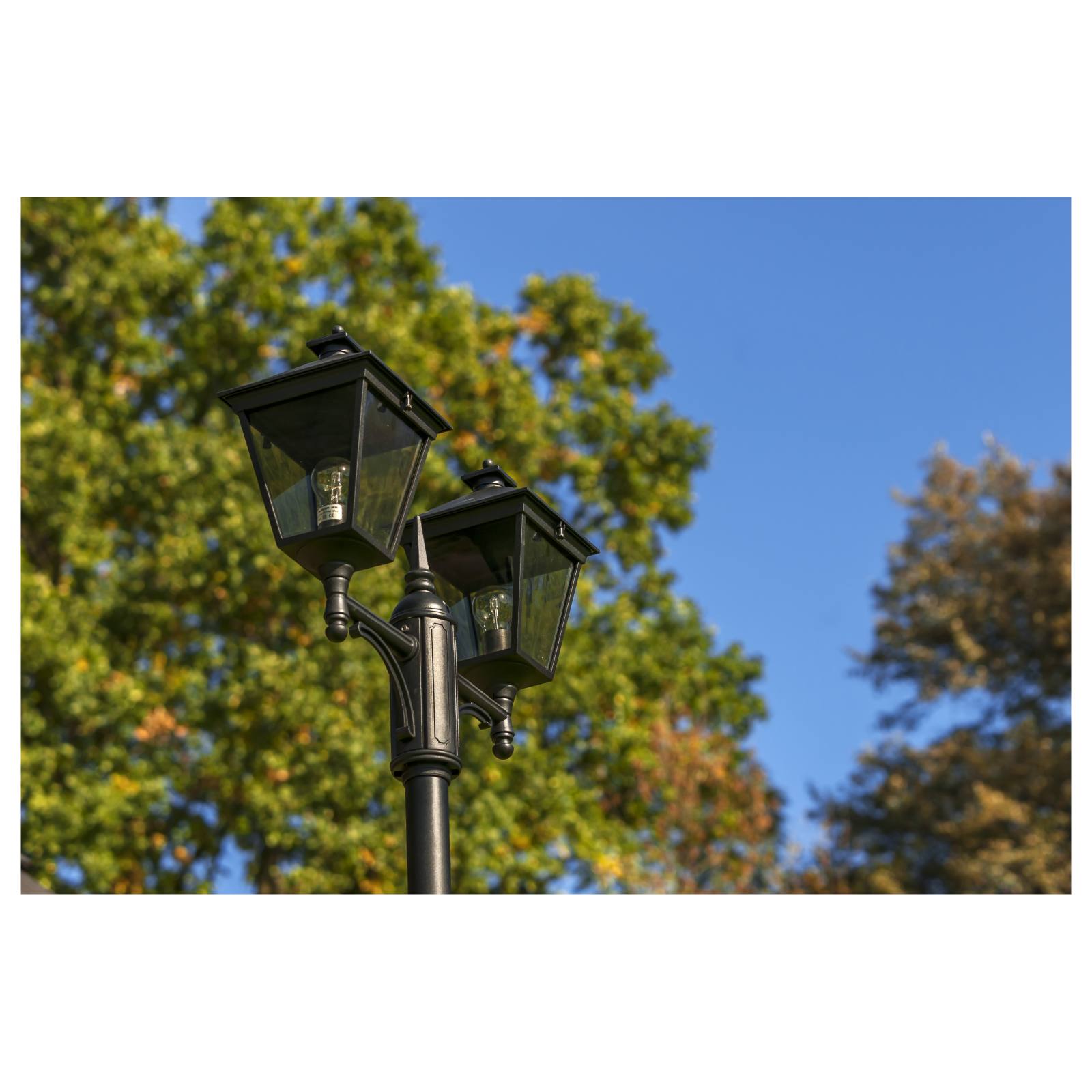 London 2 Light Black Lamp Post