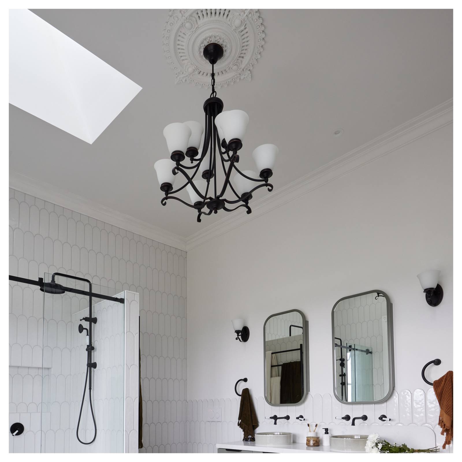 Dallas 9 Light Pendant, Bronze