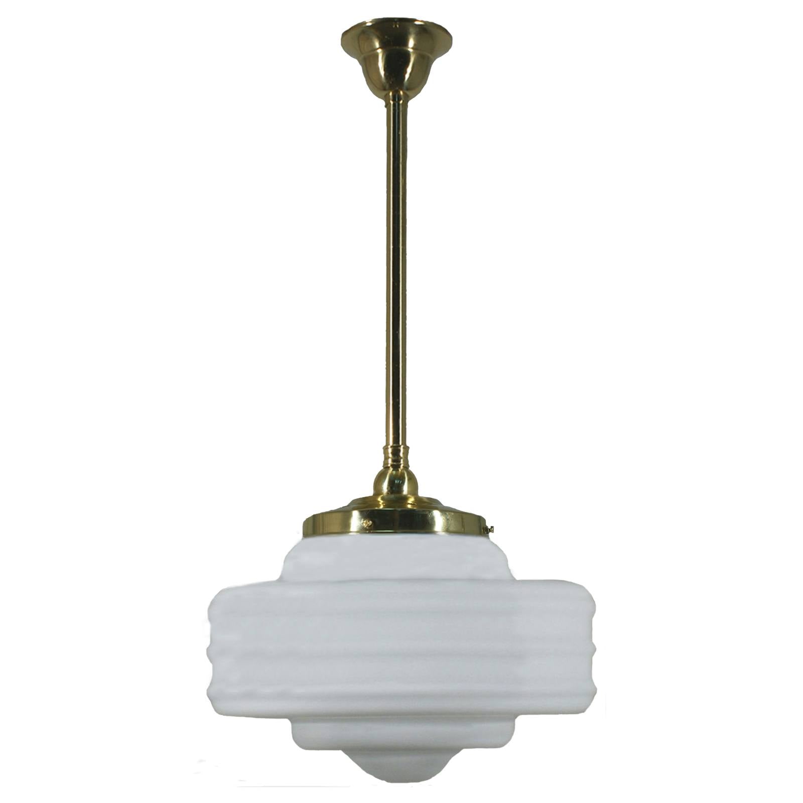 Detroit 14'' Opal Matte on Rod Set 3/4" x 1/2m, Polished Brass