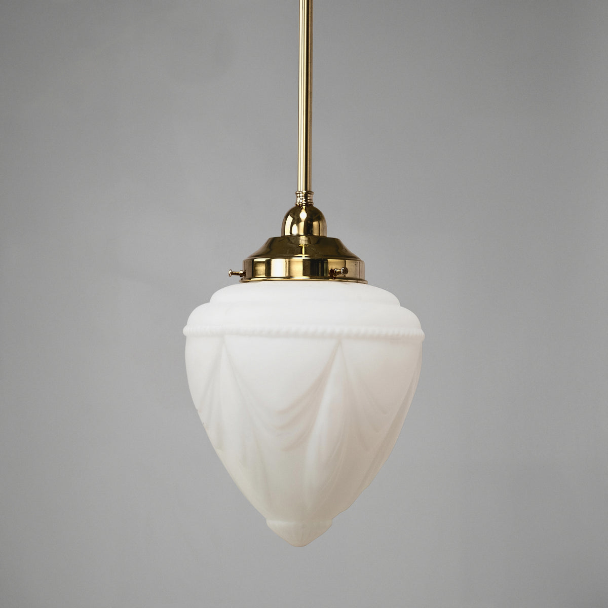 Empire 8'' Opal Matte on Rod Set 1/2'' x 1/2m, Polished Brass