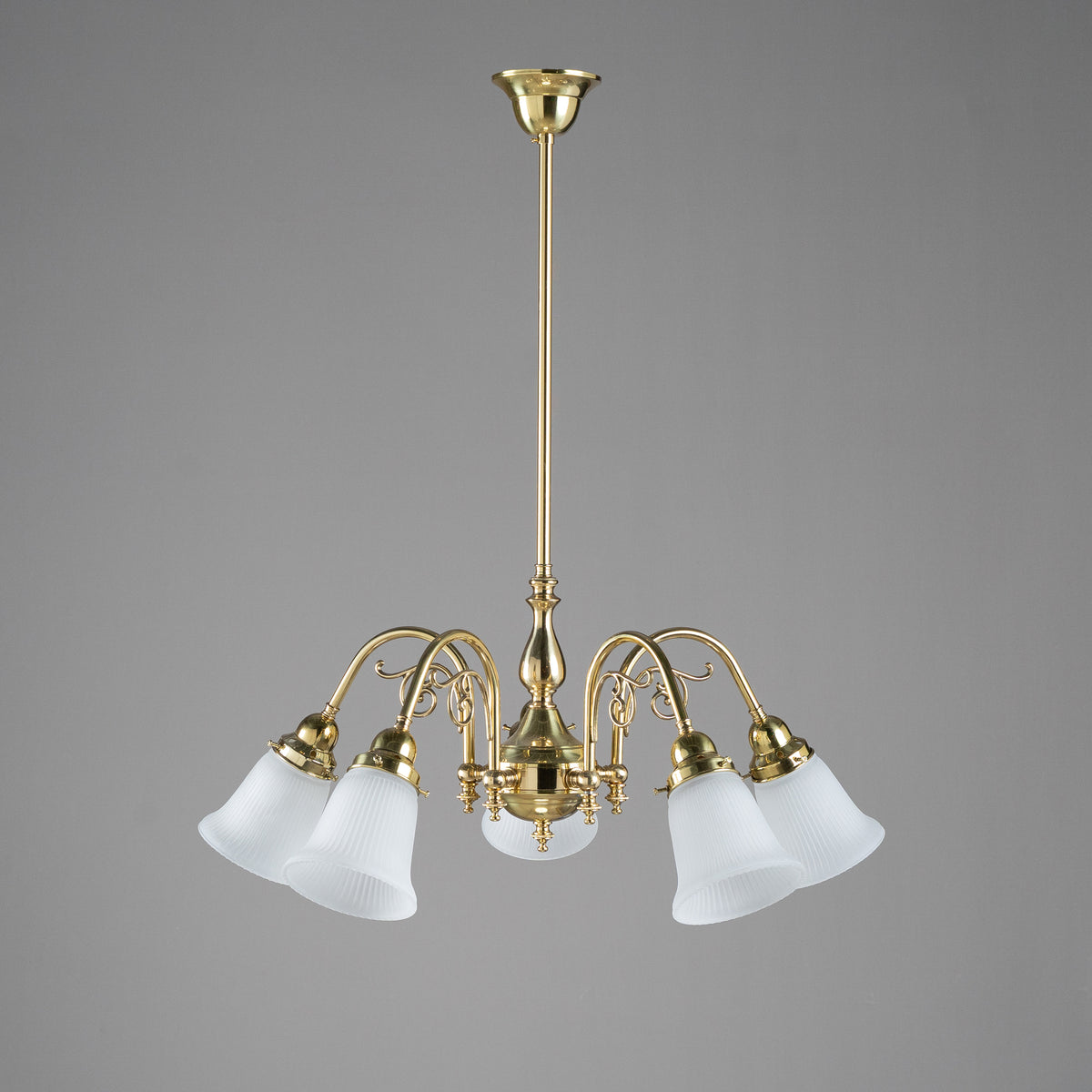 Victoriana 5 Light Pendant With Zipper 23 Frost Shades