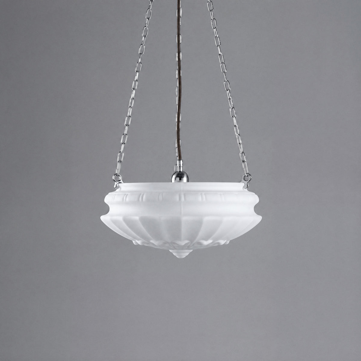 Chelsea 14" Shade on 3 Chain Suspension, Chrome