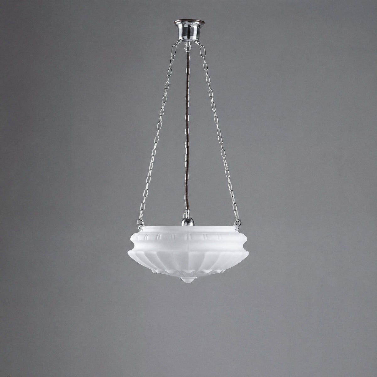 Chelsea 14" Shade on 3 Chain Suspension, Chrome