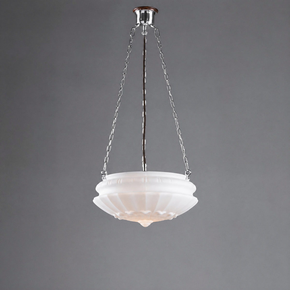 Chelsea 14" Shade on 3 Chain Suspension, Chrome