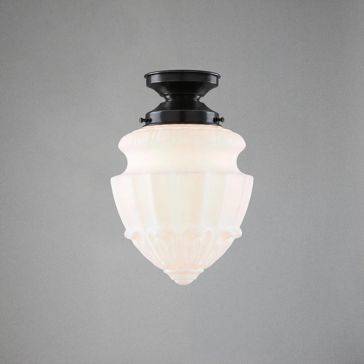 Chelsea 8" Shade Batten Fix, Patina